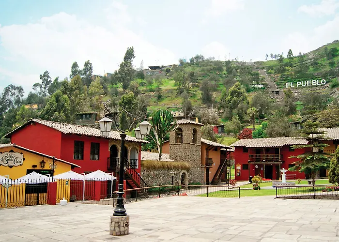 Decameron El Pueblo