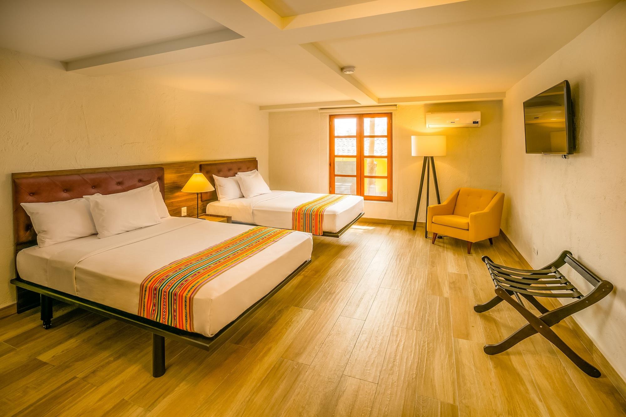 Decameron El Pueblo Resort
