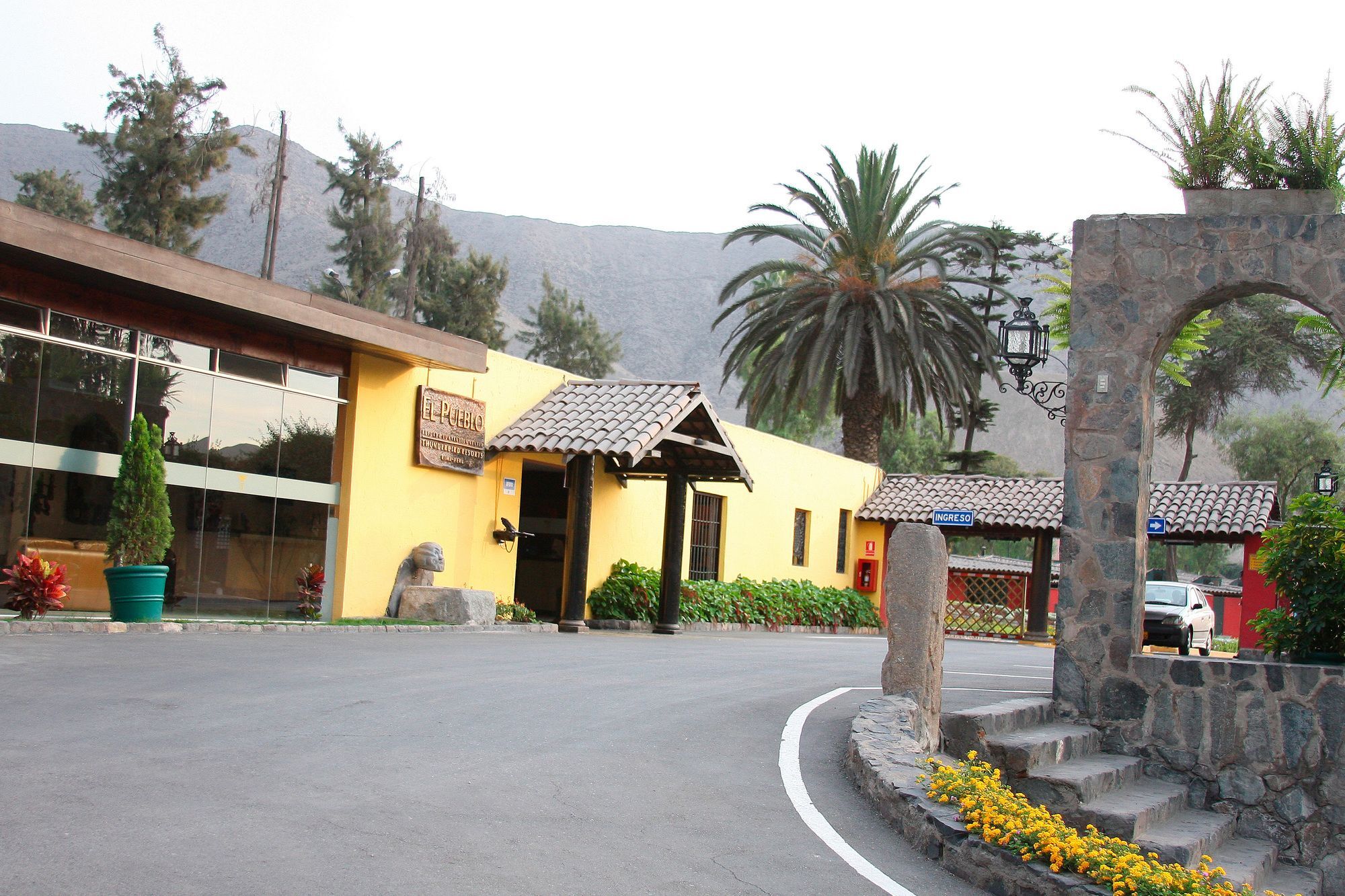 Resort Decameron El Pueblo Lima